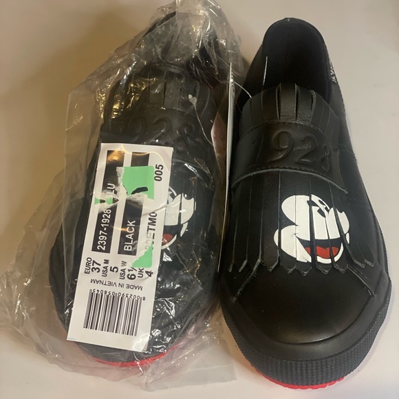 BNWT Superga Disney Collab Mickey Mouse Black kids 3.5, women’s 5 - Picture 2 of 5